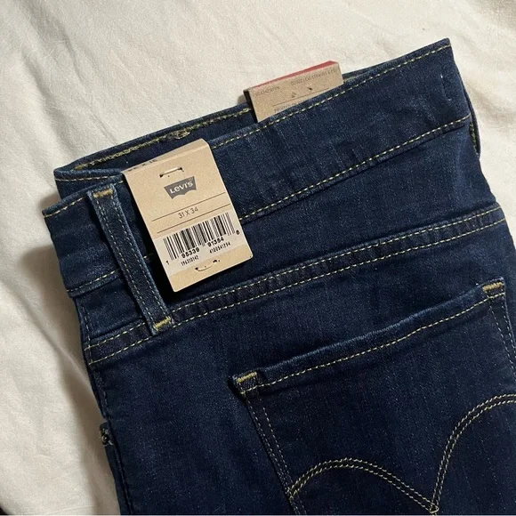 Levi’s sz 31 shaping straight NWT - Picture 2 of 5